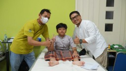 250 Anak Ikuti Khitan Massal Gratis Pelindo Regional 3 Group