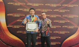 Wapres Ma'ruf Amin Berikan Penghargaan UHC Awards kepada 493 Kepala Daerah Termasuk Kabupaten Sidoarjo