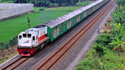 KAI Logistik Percepat Waktu Pengiriman ke Wilayah Timur Jawa