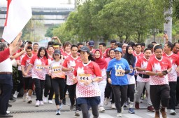 Ratusan Karyawan Bogasari Lari 5 Km Rayakan HUT 79 RI