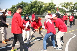 MPM Honda Jatim Semarakkan Kemerdekaan Dengan Menggelar Upacara Bendera.
