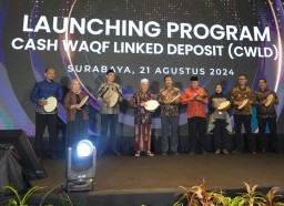 UUS Bankjatim Launching Cash Waqf Linked Deposit (CWLD)