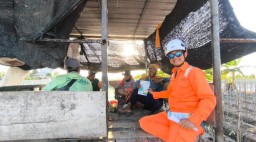 PLN UIT JBM Jaga Kontinuitas Penyaluran Listrik Dan Keselamatan Warga