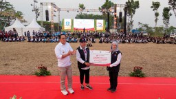 BankJatim Serahkan CSR Kepada Dinas Sosial Jawa Timur