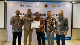 Gunakan Green Energy Terbesar, PT Smelting Dapat Apresiasi dari PT PLN