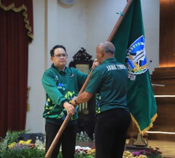 Pj. Gubernur Adhy Yakin Kontingen Jatim Raih Prestasi Gemilang di Peparnas 2024