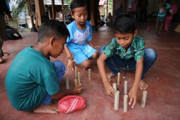 Kampung Lali Gadget Sidoarjo: Solusi Kreatif Kenalkan Permainan Tradisional di Era Digital