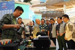 BCA UMKM Fest 2024 Bukukan Transaksi Rp17 Miliar, Produk Lokal Semakin Bersinar