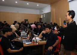 Anak Muda Jagoan Digital Banyuwangi Dilatih Tren Pemograman Terkini