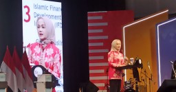 OJK Tingkatkan Literasi Keuangan Syariah kepada Milenial