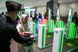 Imigrasi Bakal Pasang Autogate di Bandara Juanda