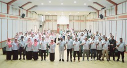 Bupati Gresik Tantang Nakes Puskesmas Tinggalkan HP Selama Jam Kerja