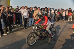 Pemkot Surabaya Gelar Latihan Drag Race di Sirkuit GBT