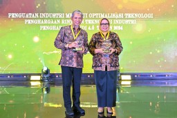 SIG Raih Dua Penghargaan INDI 4.0 Tahun 2024 dari Kementerian Perindustrian