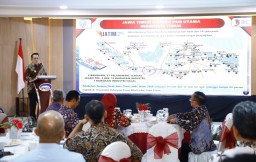 Pj. Gubernur Jatim Dorong Optimalisasi BUMD dan BLUD Kesehatan