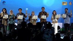 Pemkot Surabaya Raih Penghargaan Siaran Pers Dari Kemenkominfo