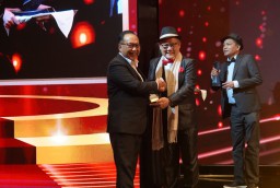 Bank Jatim Sabet Platinum Award - Best Issuer Bank (ATM) Dalam Ajang Prima Awards 2024
