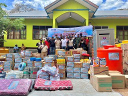 DLU dan BHS Peduli Kirim Bantuan dan Kapal Untuk Korban Erupsi Lewotobi