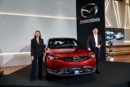 Mazda Luncurkan Mazda MX-30, SUV Listrik Pertama Mazda di Indonesia