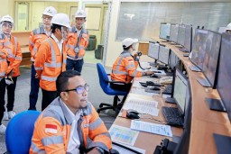 Direktur Utama SIG Donny Arsal Dianugerahi Top CEO Indonesia Awards 2024