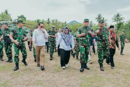 Plt Bupati Gresik Dampingi Kasad Launching Pipanisasi TNI AD Manunggal Air
