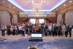 Di SMA Award 2024, Pj. Gubernur Jatim Tegaskan Pentingnya Konsistensi dalam Meraih Prestasi Nasional dan Internasional