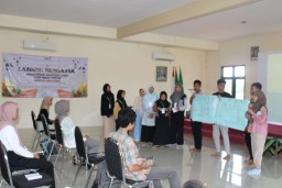 Sekolah Alam Sumenep Gelar Workshop Hidroponil