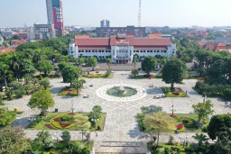 Berhenti, Pemkot Surabaya Tetap Beri Bantuan Sosial Keluarga Disabilitas