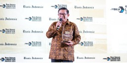 Petrokimia Gresik Raih Penghargaan Enviropmental Operational Suistainability Logistic