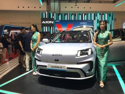 AION V Hadir di GJAW 2024 dengan Harga Terjangkau dengan jarak tempuh 600 km
