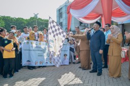 Bupati Yani Buka Jalan Sehat Hari Disabilitas di Gresik