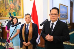 Pj Gubernur Adhy Terima Dubes Argentina di Grahadi, Bahas Peluang Kerjasama dan Investasi di Jatim