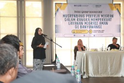 Bupati Ipuk Bahas Program Perlindungan dan Pelayanan Pekerja Migran