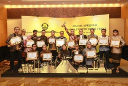 PLN Group Diganjar 42 Penghargaan dari Ditjen EBTKE