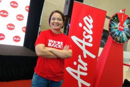 Pastikan Kesiapan Pesawat, Maskapai Indonesia AirAsia Lakukan Ramp Check