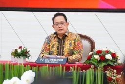 Pj. Gubernur Adhy Resmi Tetapkan UMP Jatim 2025, Naik 6,5 Persen Menjadi Rp 2.305.985