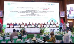 Dukung Program 3 Juta Rumah, Bank Jatim Tanda Tangani PKS Program KPR Sejahtera FLPP dan Pembiayaan Tapera 2025