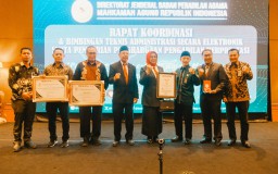Di Peresmian Fasilitas Produksi SKT Sampoerna, Pj. Gubernur Jatim Optimistis Makin Luaskan Lapangan Kerja dan Tingkatkan Kesejahteraan Masyarakat