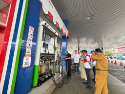 Jelang Nataru Pertamina Patra Niaga Jatimbalinus Inspeksi Takaran BBM SPBU