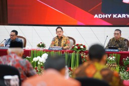 RUPS Luar Biasa Bank Jatim, Pj. Gubernur Adhy Optimistis Inisiasi KUB Perkuat Kinerja Perbankan di Kawasan Timur Indonesia