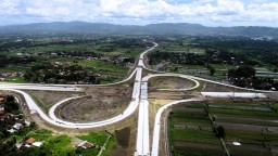Jalur Fungsional Jalan Tol Jogja-Solo Segmen Klaten-Prambanan Siap Diberlakukan untuk Libur Nataru