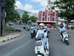 Perempuan Wajib Tau Hal Ini Agar #Cari Aman Saat Naik Motor.