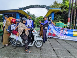 Bangun Kesadaran Berkendara Sejak Dini Pentingnya #Cari Aman Berkendara, Bersinergi dengan Dishub Sidoarjo.