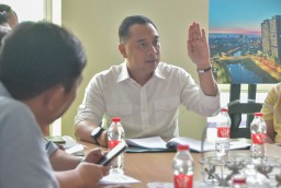 Wali Kota Eri Cahyadi Mediasi Konflik Penghuni dan Pengelola Apartemen