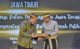 BHS Dinobatkan Anggota Kehormatan BPW KKSS Jatim