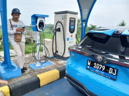 Tahun Baru Aplikasi PLN Mobile Error, Pengguna Mobil Listrik Kelimpungan
