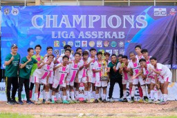 SIG Fasilitasi Sekolah Sepak Bola Usia Dini 7 - 17 Tahun
