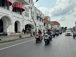 Kebersamaan Konsumen Honda PCX Nribun dan Riding Bareng