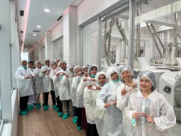 Tim QC Sari Roti Kunjungi Pabrik Bogasari di Cibitung
