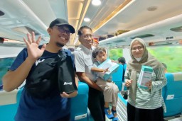 Okupansi KA Capai 101% Selama Libur Imlek dan Isra Mikraj, KAI Tambah 16 Kereta Tambahan